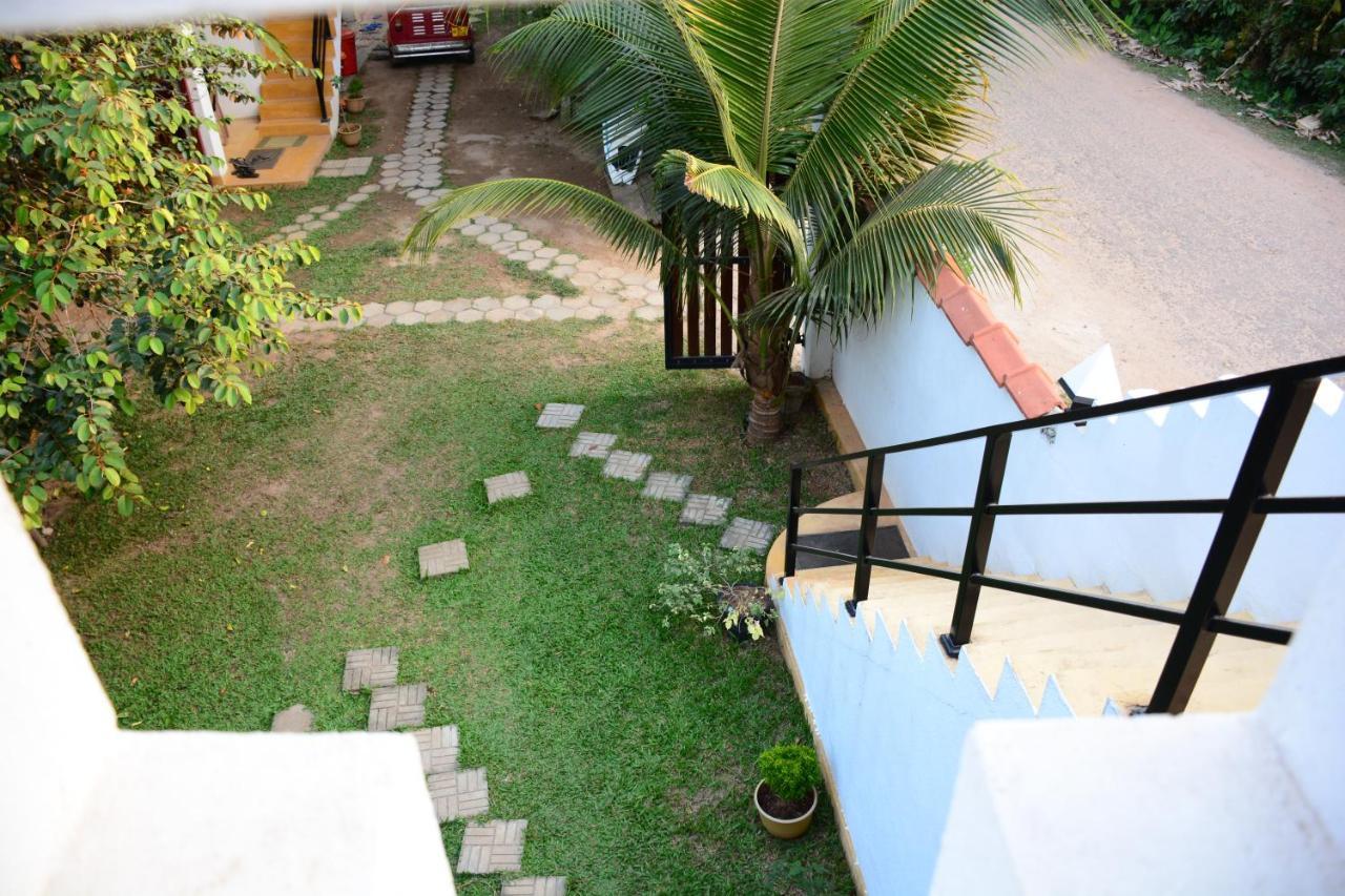 Surfing Life Hotel Ahangama Exterior photo