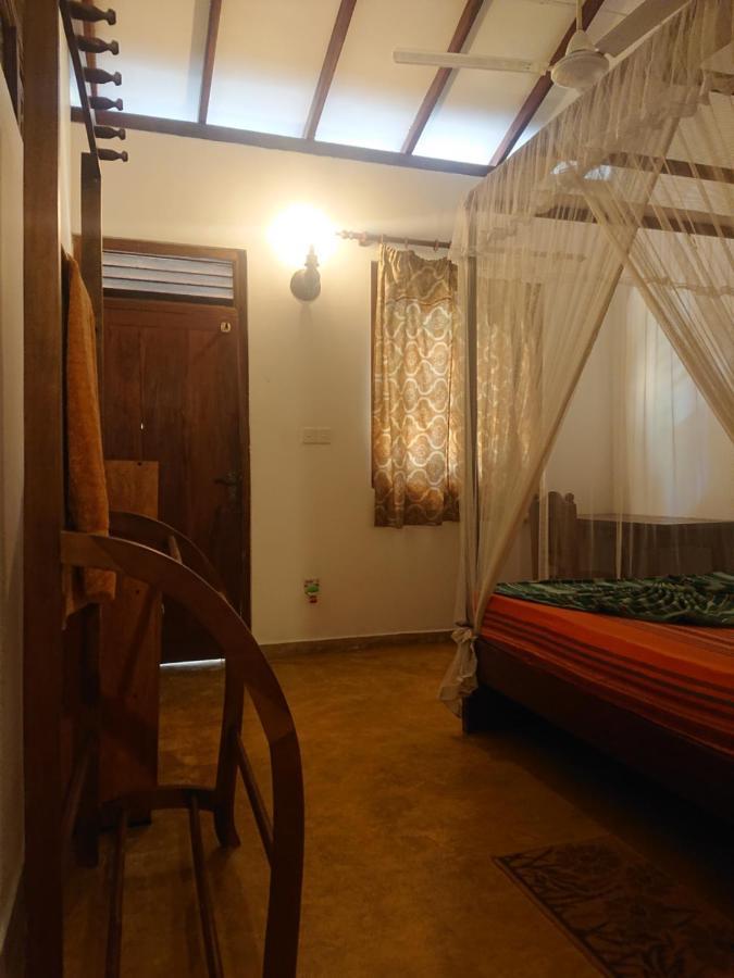 Surfing Life Hotel Ahangama Exterior photo