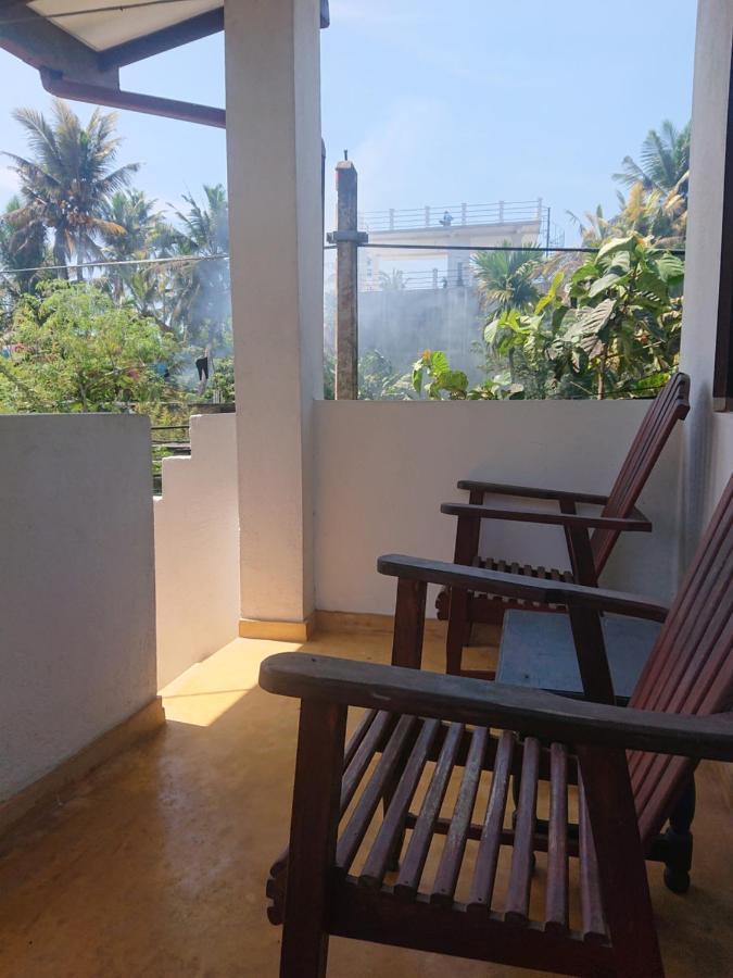 Surfing Life Hotel Ahangama Exterior photo